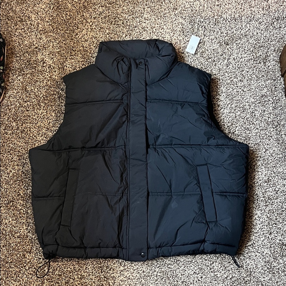 Old Navy Black Quilted Puffer Vest
